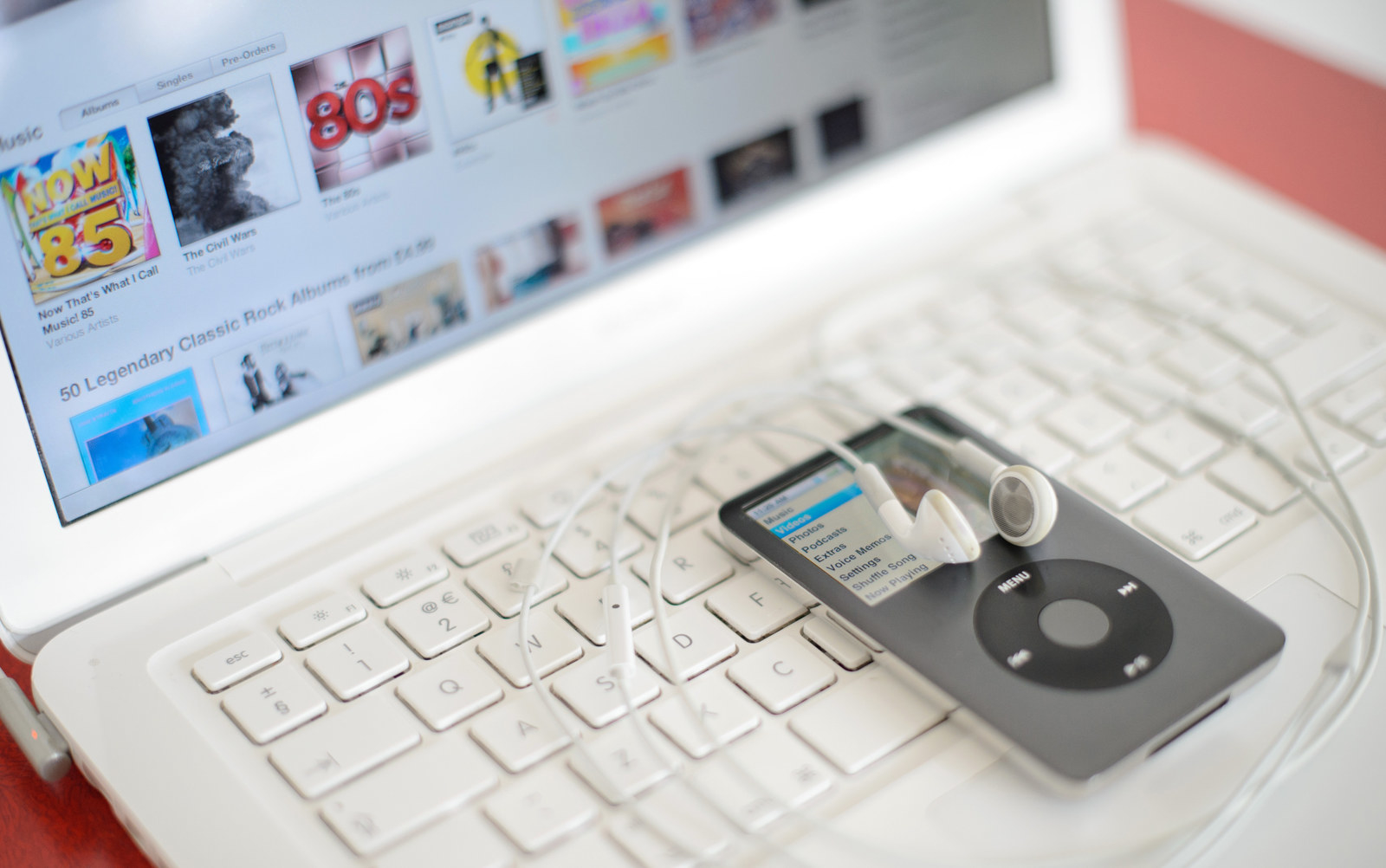 تحميل iTunes 2025: نقل الملفات من وإلى الآيفون وتثبيت تحديثات النظام الرسمية 9 iTunes
